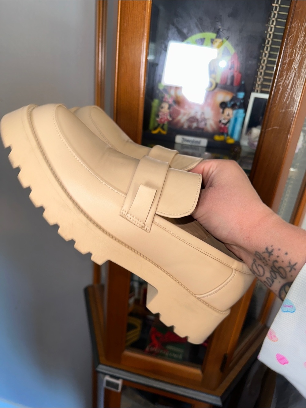 Mudd Chunky Lug Sole Loafers in Beige